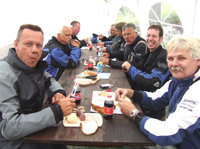 schweiz  Lunch am Planches.jpg